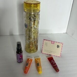 Make up bundle with drink bottle
